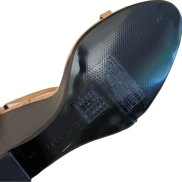 NEW Forever 21 Ankle Strap Wedge Heels in Blush Tan - Picture 5 of 7